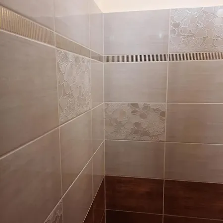 Apartment Emese Apartman *