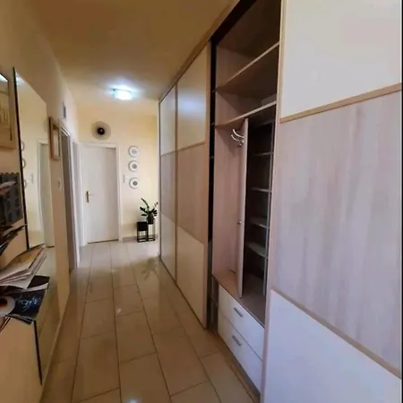 Apartment Emese Apartman