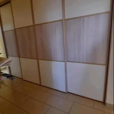 Apartment Emese Apartman *